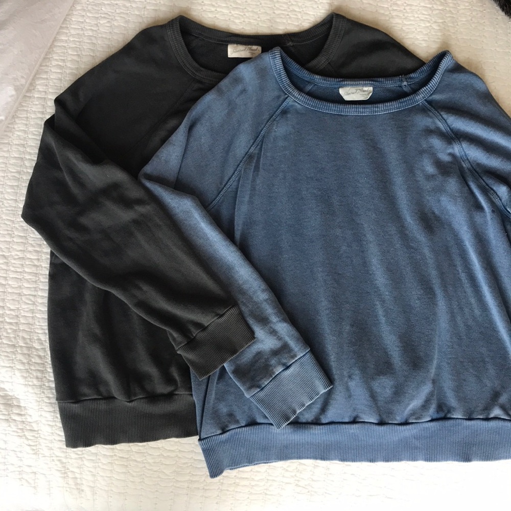 Crew neck pullover bundle